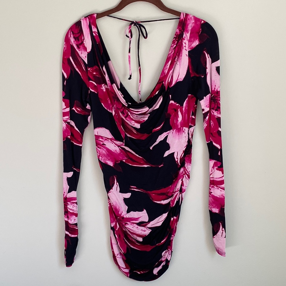 Vintage Caćhe shirt, size L, cinched sides, black w/ pink & fuchsia flowers